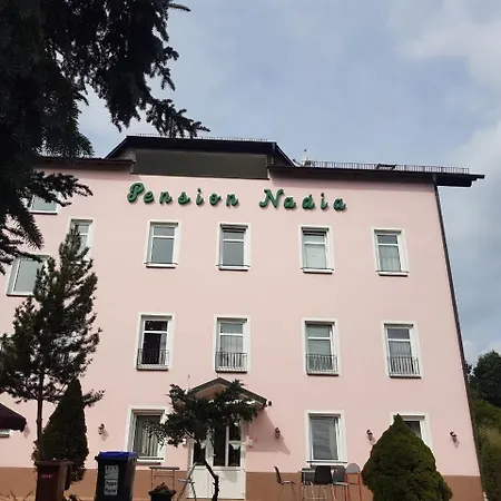Nadia 3*