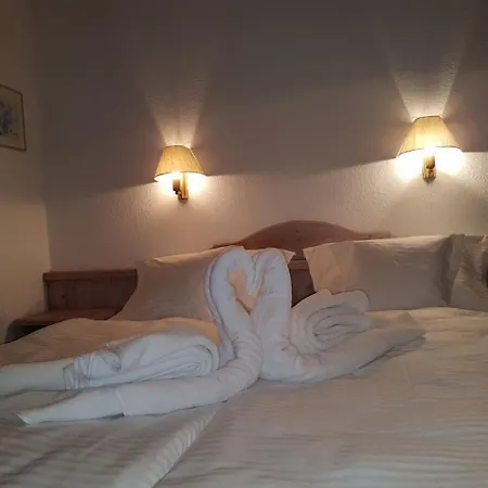 Nadia Gasthuis 3*