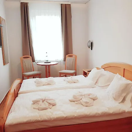 Guest house Nadia Adorf