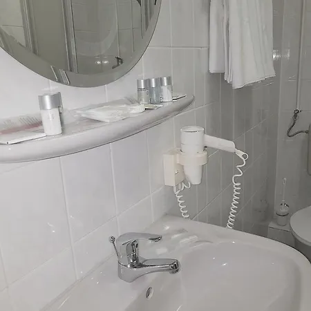 Nadia
