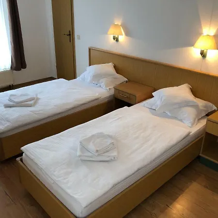 Nadia Affittacamere 3*