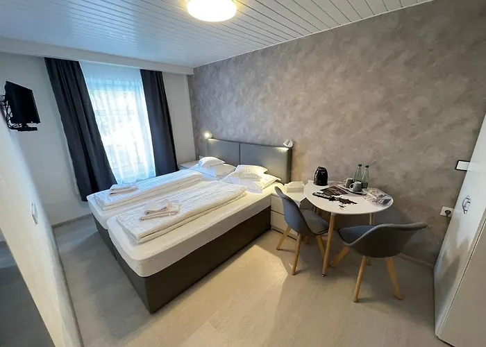 Nadia Pensionat Adorf