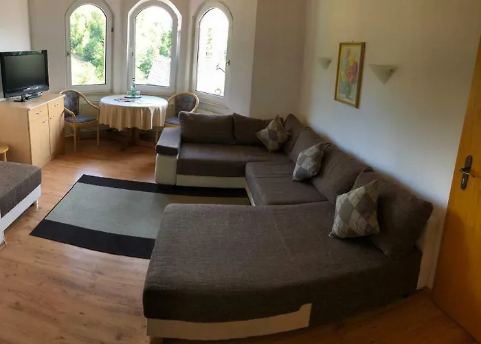 Nadia Pensionat Adorf